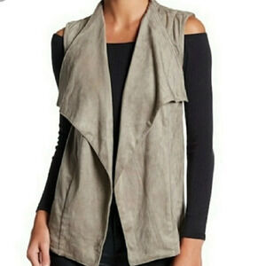 *NWT* Romeo and Juliet Couture Suede Vest